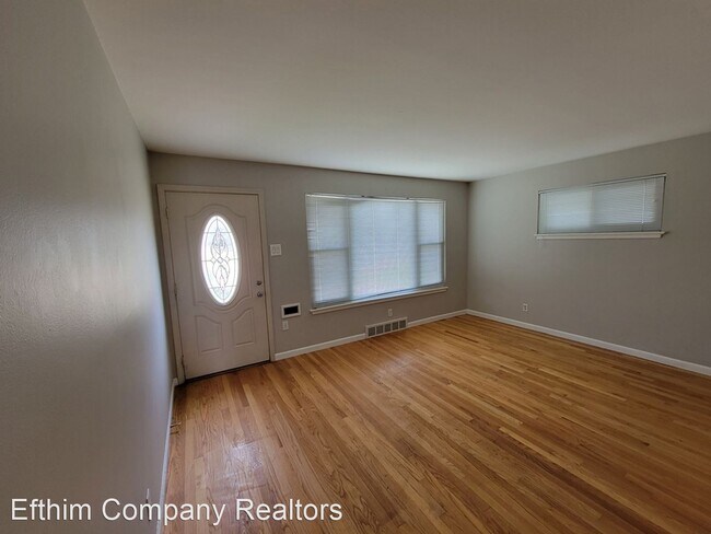 Building Photo - 2 br, 1 bath House - 6530 Clifton Hills Dr.