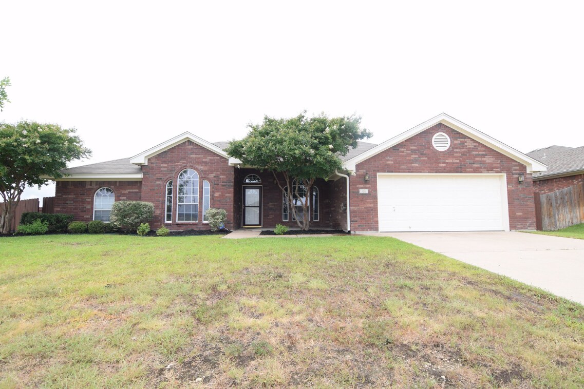Primary Photo - 708 Bullwhip Cir