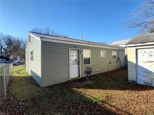 Foto del edificio - 1406 W 39th St