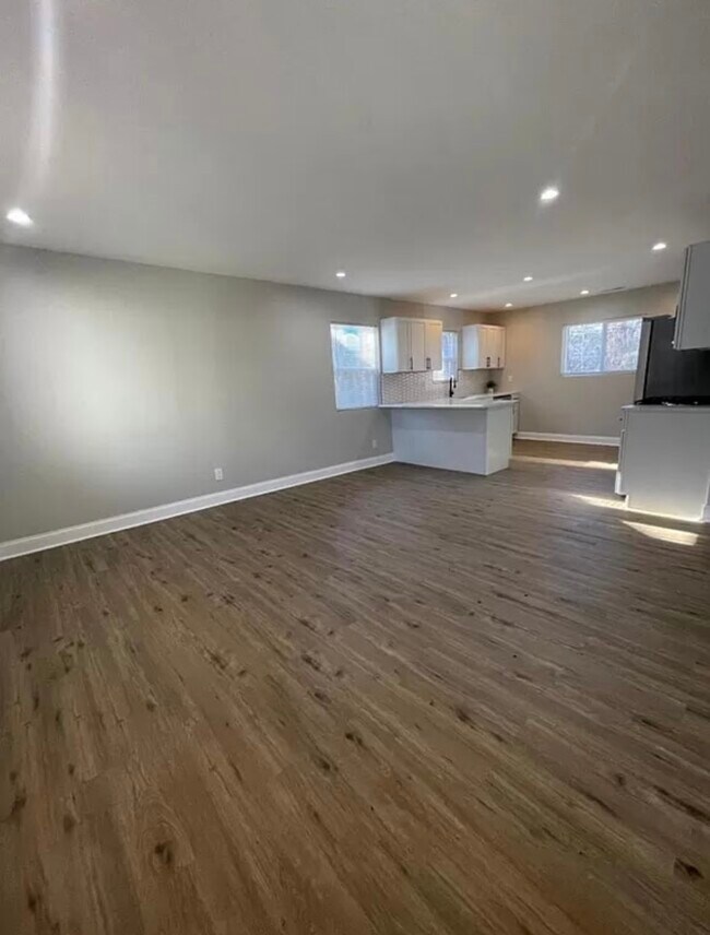 Foto del edificio - 1134 Benton St