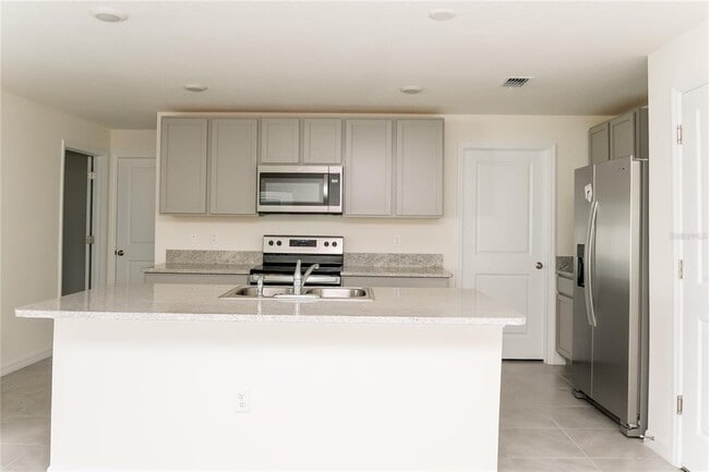 Building Photo - 486 Sunlit Coral St