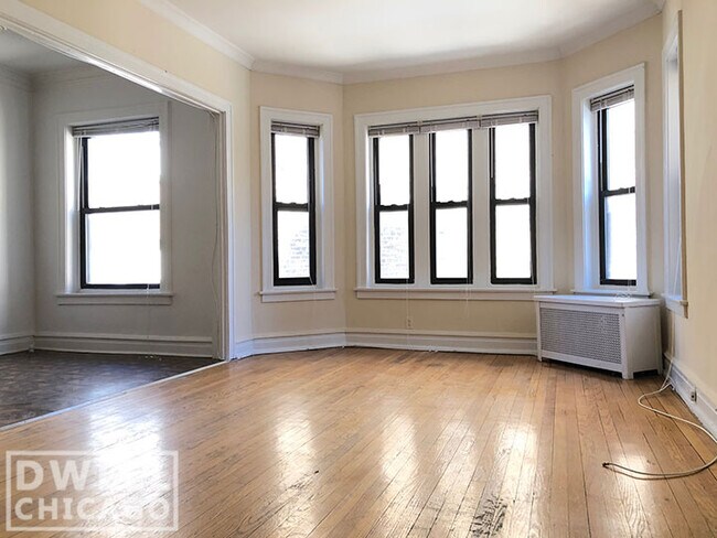 Foto del edificio - 1300 W Pratt Blvd