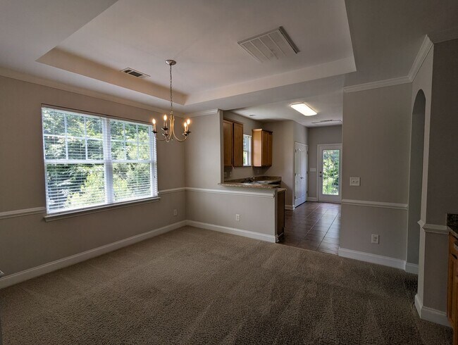 Foto del edificio - 4BR Main Floor Master, Huntersville