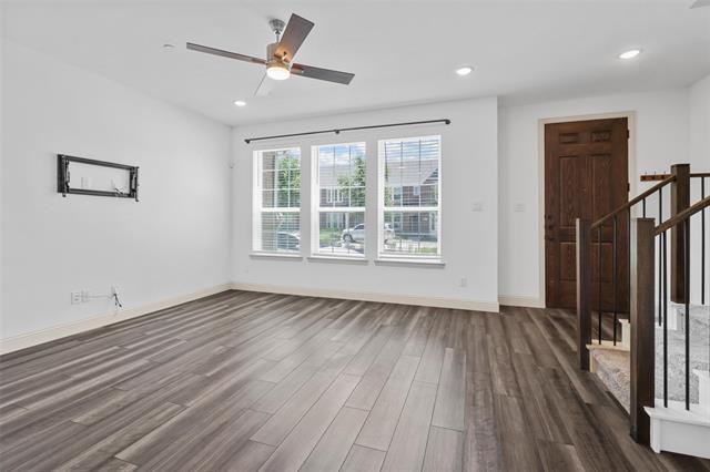 Foto del edificio - 4320 Oliver Dr