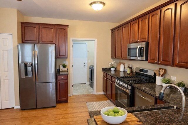 Building Photo - 467 Vaughn Cir