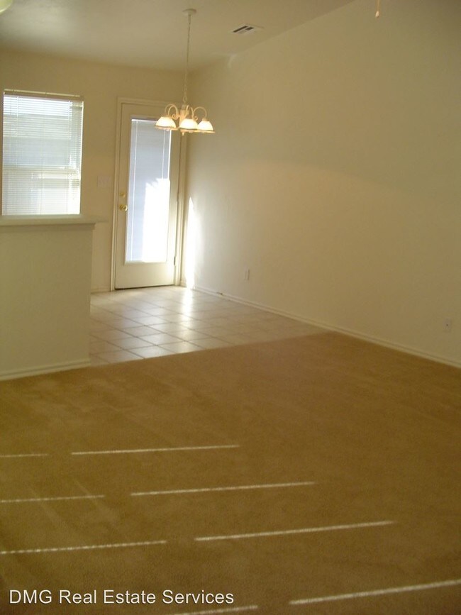Building Photo - 1624 High Cir