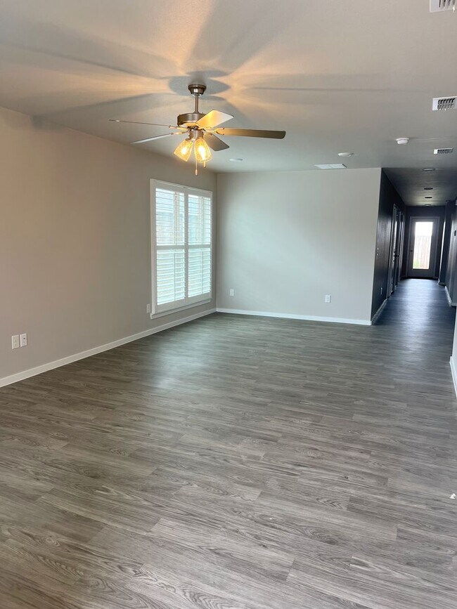 Building Photo - Bell Farms - 2401