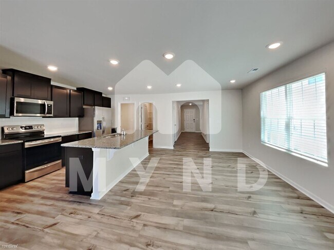 Foto del edificio - 5 br, 2.5 bath House - 5211 Spring Breeze ...