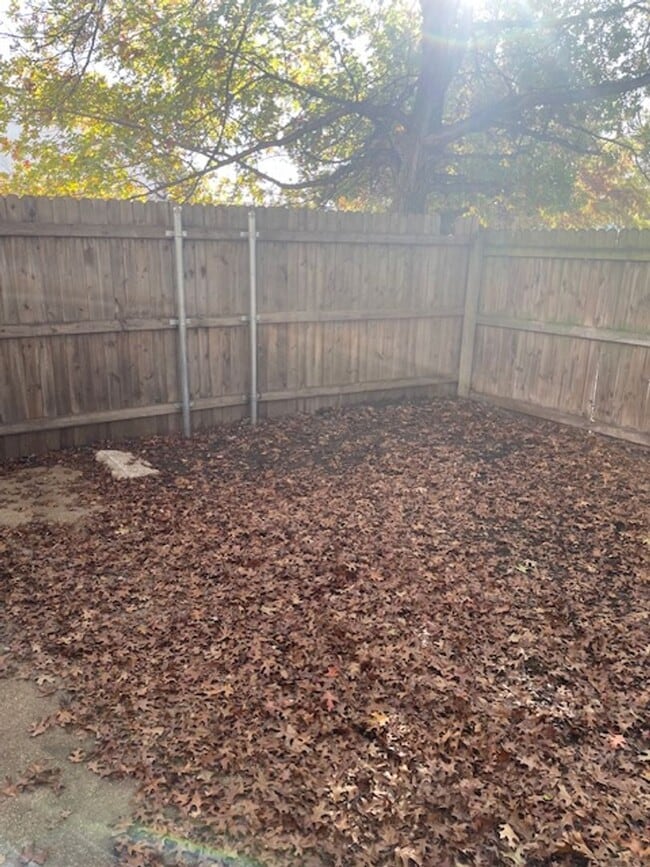 Foto del edificio - 708 Cooper N Ct