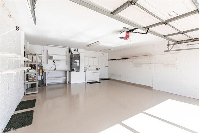 Foto del edificio - 8361 Trentwood Ct