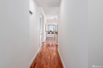 Building Photo - 246 2nd St