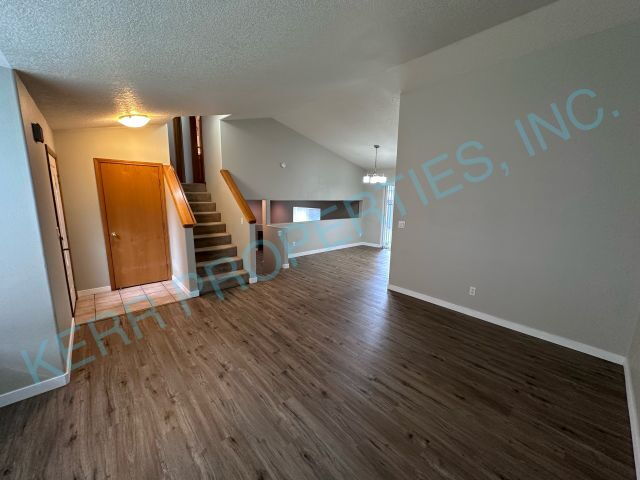 Building Photo - 15837 Jade Glen Ave