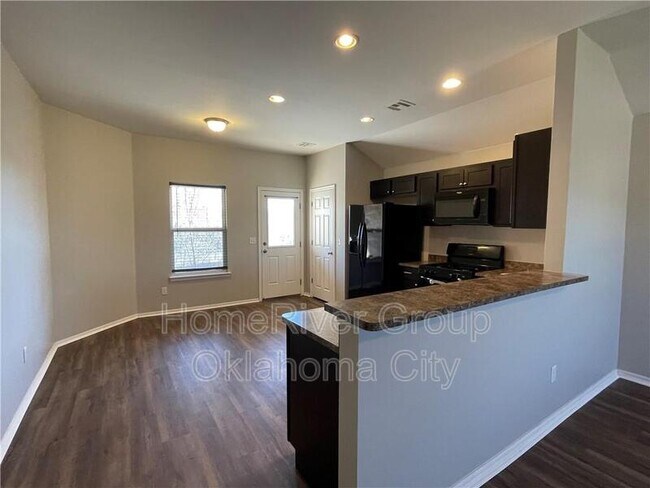 Foto del edificio - 1870 Bliss Cir