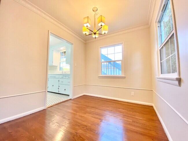 Building Photo - 1232 S Ridgeley Dr
