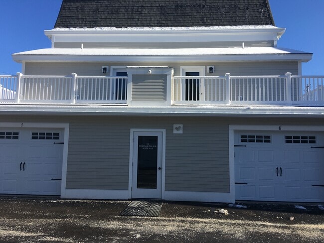 Building Photo - 151 Portsmouth Ave
