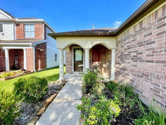 Foto del edificio - 22206 Orchard Dale Dr