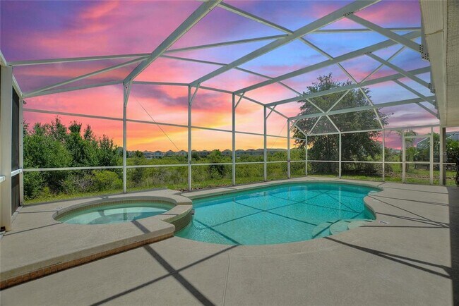 Building Photo - 546 Windsor Pl