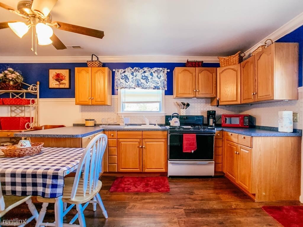 36 Governors Gate Ln Unit 2, Linthicum Heights, MD 21090 Room for