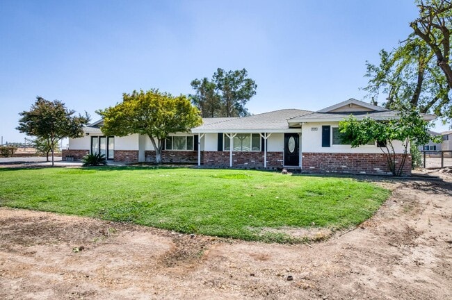 Building Photo - 4105 E Perrin Ave