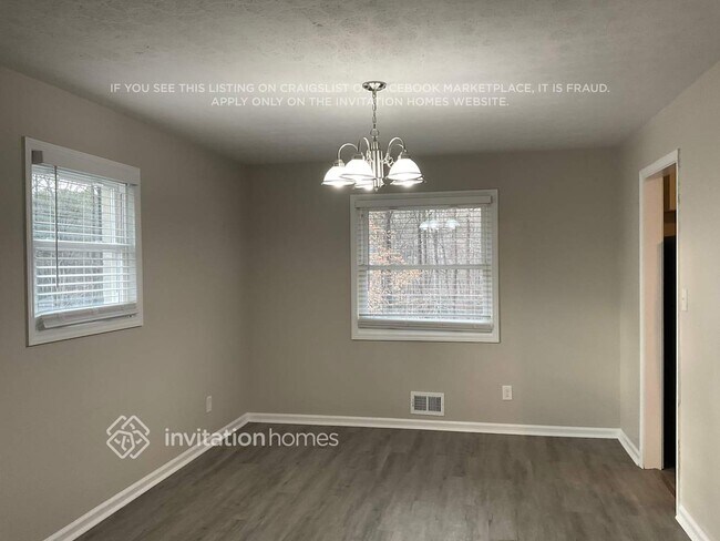 Foto del edificio - 2597 Beechwood Dr