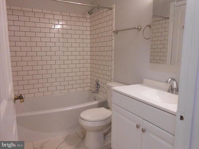 Foto del edificio - 44706 Beechwood Ct