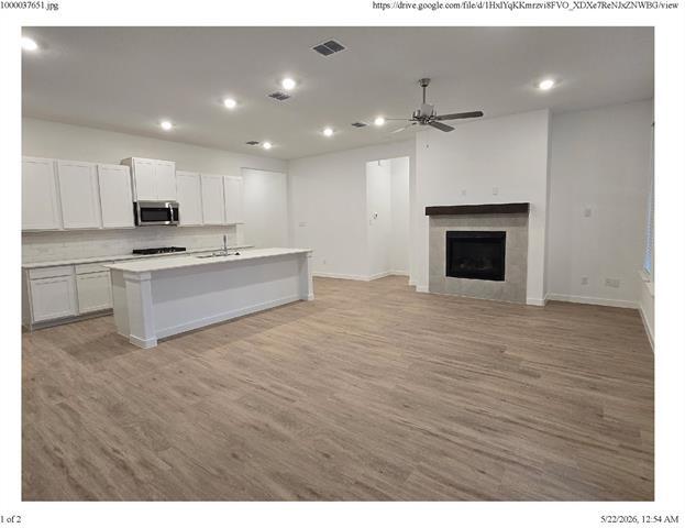 Building Photo - 1333 Armitage Wy