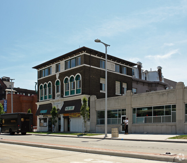 Building Photo - Fine Arts Building