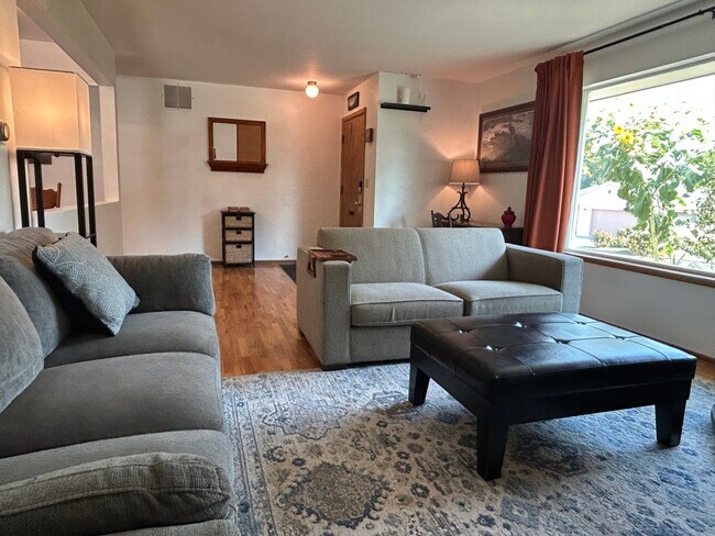 Foto del edificio - 302 N 37th Ave