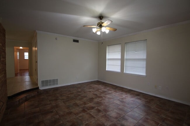 Building Photo - Coming Soon! 3 Bedroom Single Family Home For Rent in East Tyler!