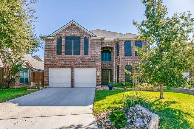 Building Photo - GORGEOUS 4-BEDROOM HOME RECENTLY RENOVATED...