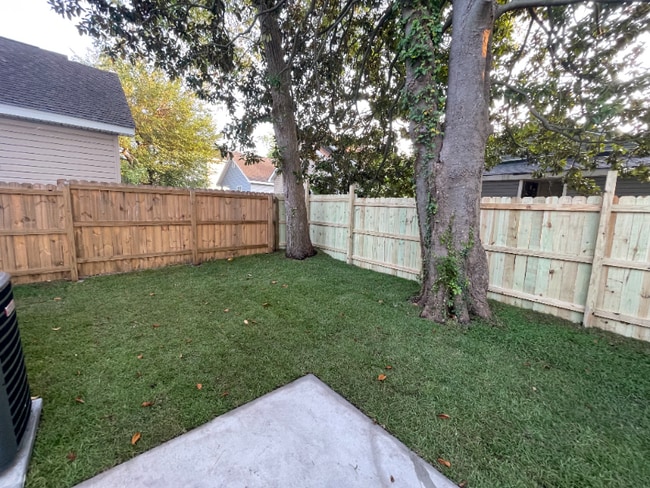 Photo - 104 S 11th St House