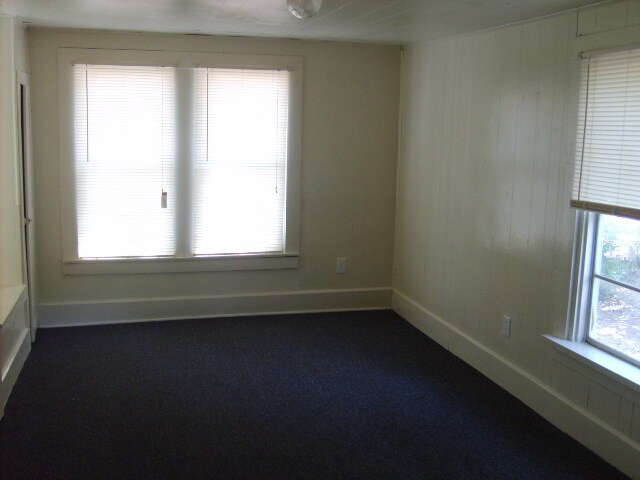 Foto del edificio - 309 N Walnut St