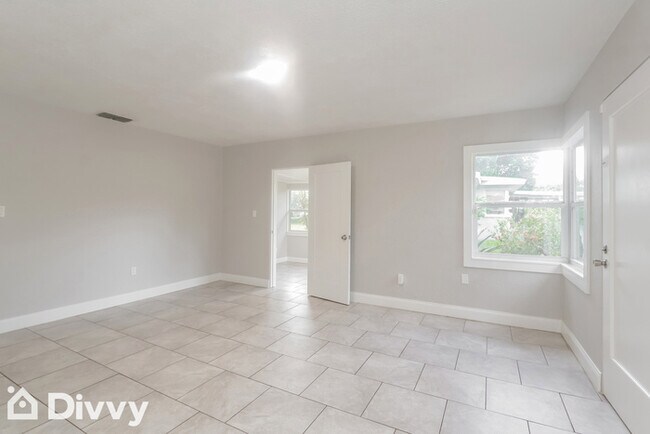 Foto del edificio - 912 Exmoor Way