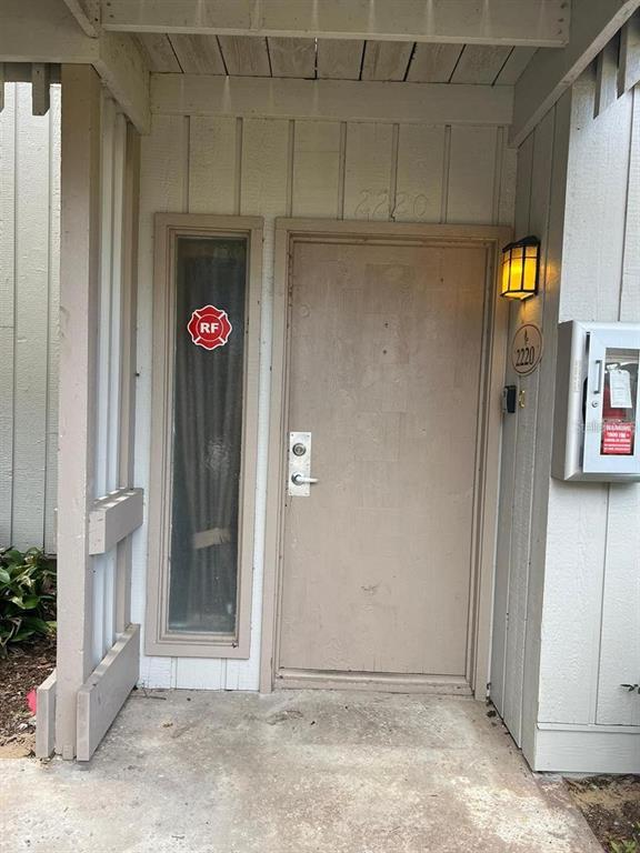 Foto del edificio - 2220 Burnway Rd