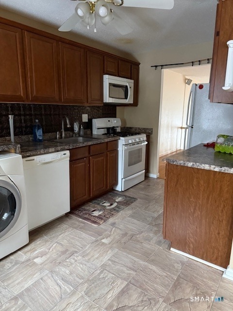 Foto del edificio - 129 Brittany Farms Rd