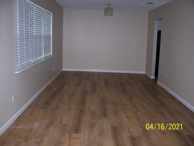 Building Photo - 1102 Albritton Dr