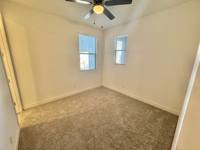 Foto del edificio - MOVE IN SPECIAL WITH THIS BEAUTIFUL BRAND NEW HOME: 3-BEDROOM HOME IN SUMMERLIN RESIDENCE