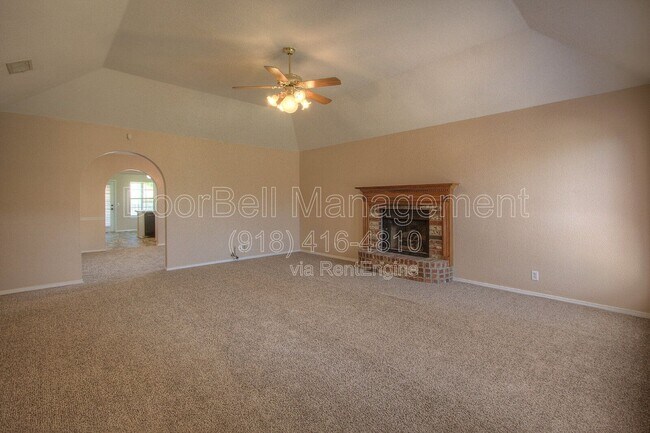 Foto del edificio - 2520 W Honolulu St