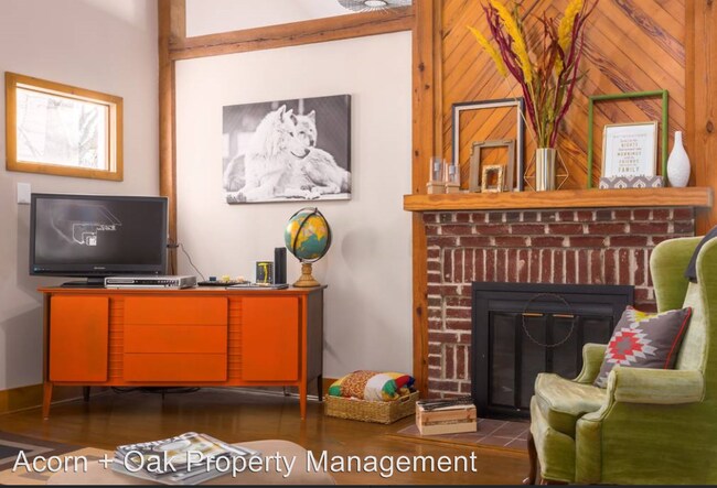 Foto del edificio - 2 br, 1 bath House - 2204 Summit St