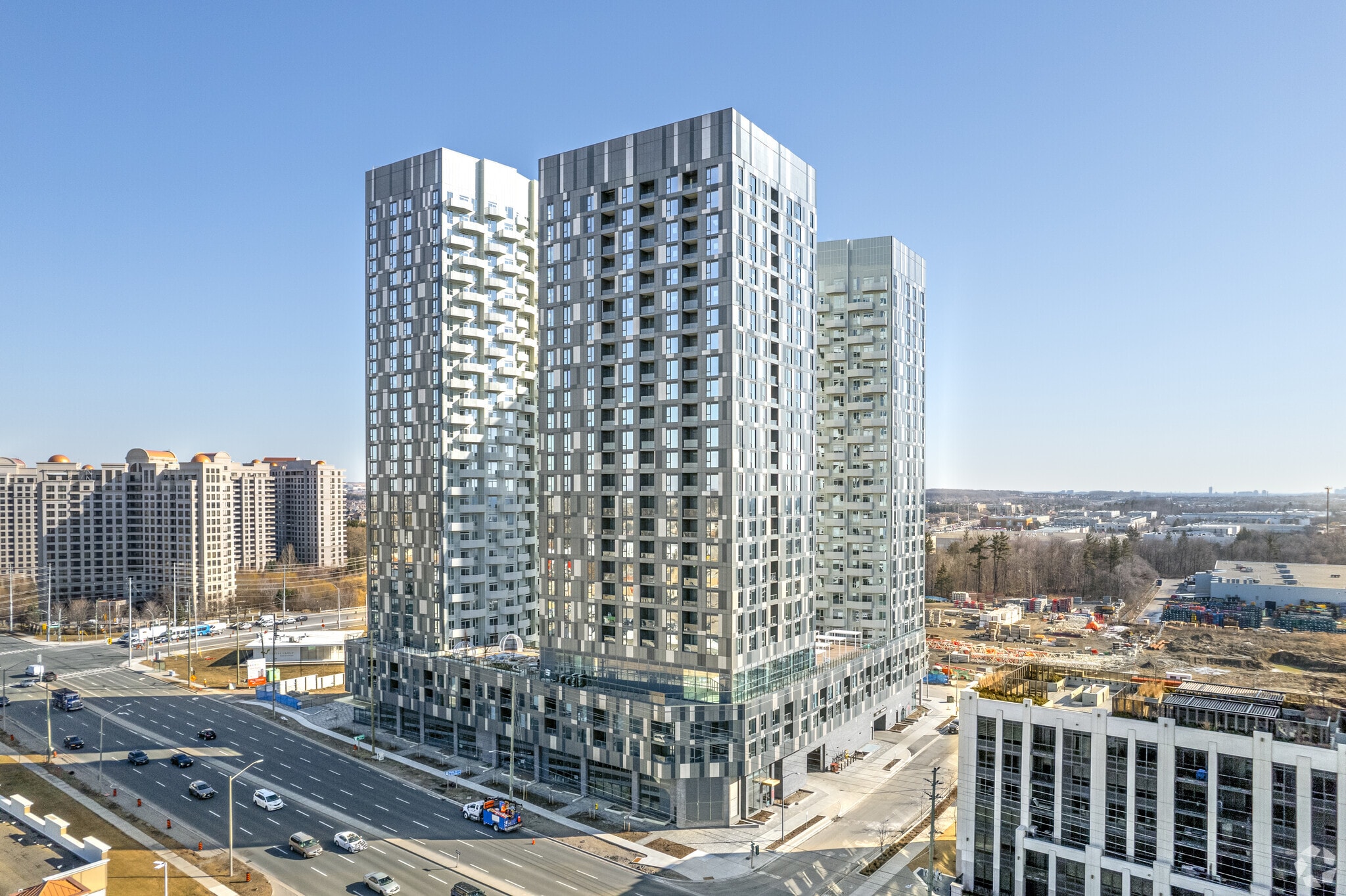 Abeja District, Phase1 Building A