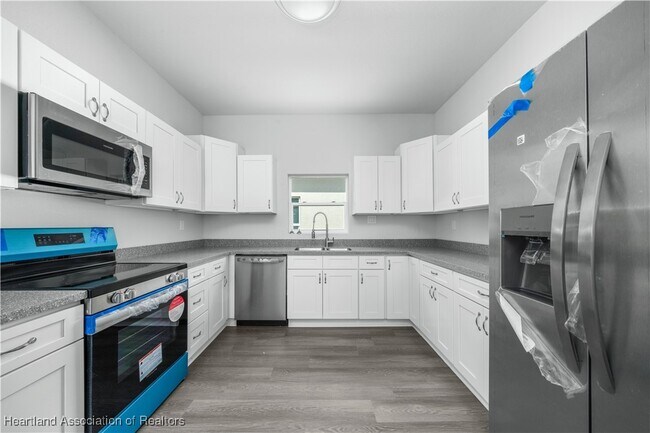 Building Photo - 1103 Gigon Ct