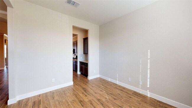 Building Photo - 128 Wild Wick Way