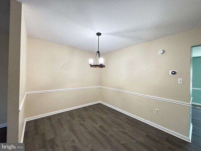 Foto del edificio - 13669 Barren Springs Ct