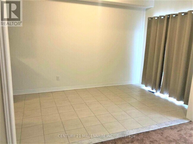 Photo du bâtiment - 72 Palace St