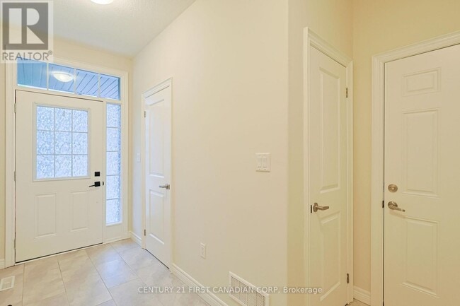 Building Photo - 2235 Blackwater Rd