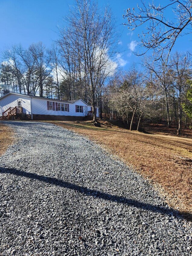 1066 Oak Grove Rd, Landrum, SC 29356 House Rental in Landrum, SC