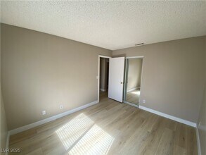 Building Photo - 376 Legacy Dr