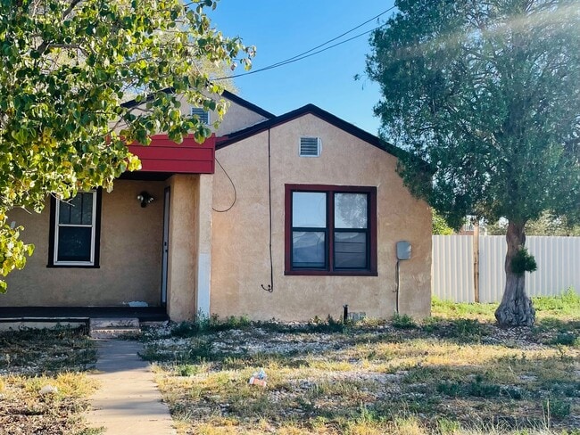 Building Photo - The Ideal Home for You and Your Pets: Available Now!