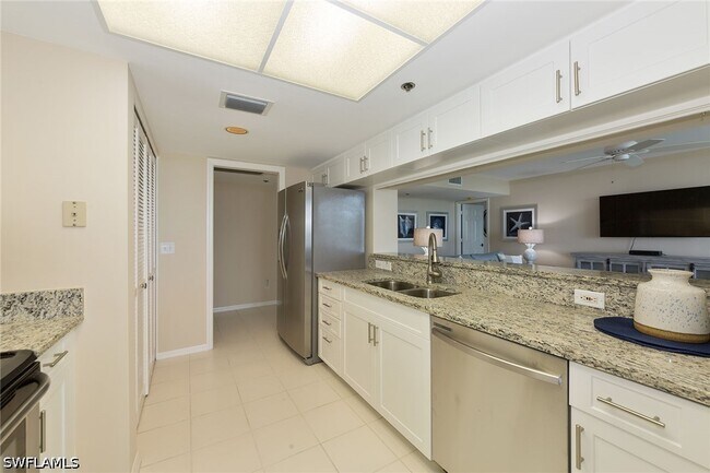 Foto del edificio - 5550 Heron Point Dr