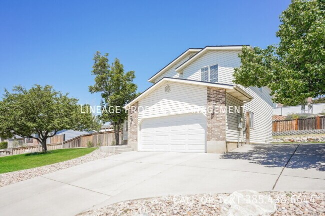 Building Photo - 460 W 2325 N